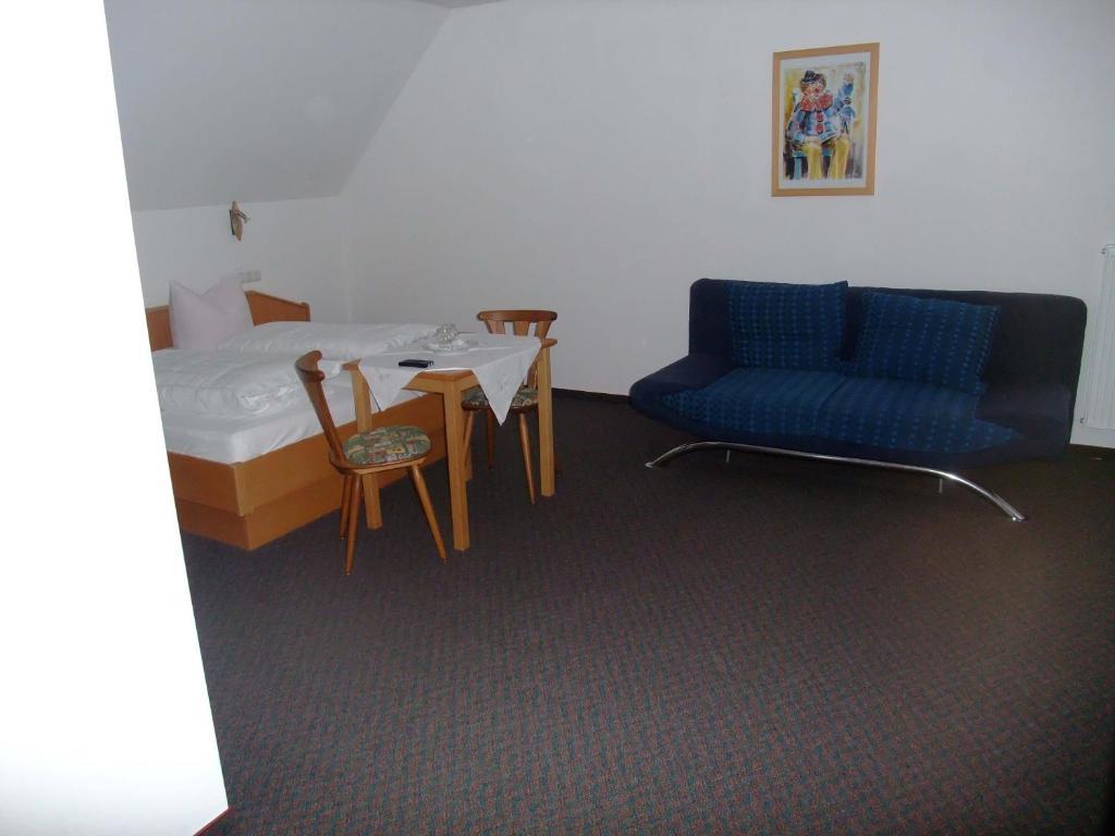 Gasthof Alte Post Obertrubach Room photo